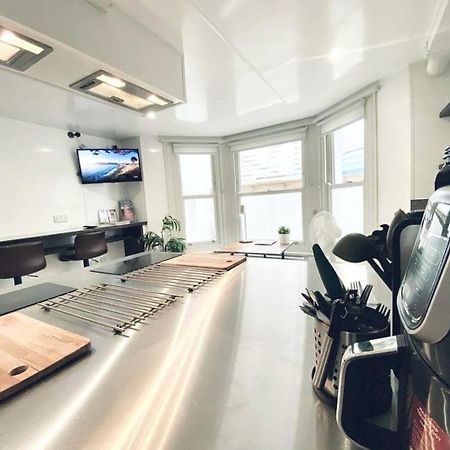 Apt 11 Seaside Serenity Chic Studio Steps To Beach Brighton Luaran gambar